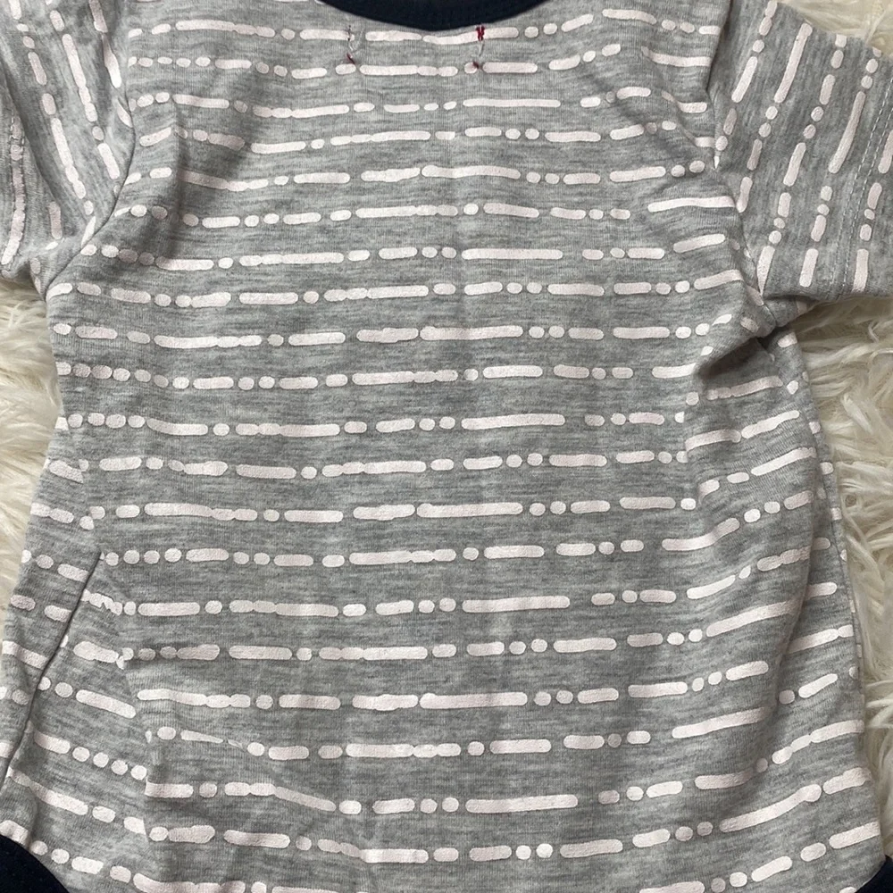 7 For All Mankind Gray & Blue Onesie Size 3-6 Months Excellent Condition